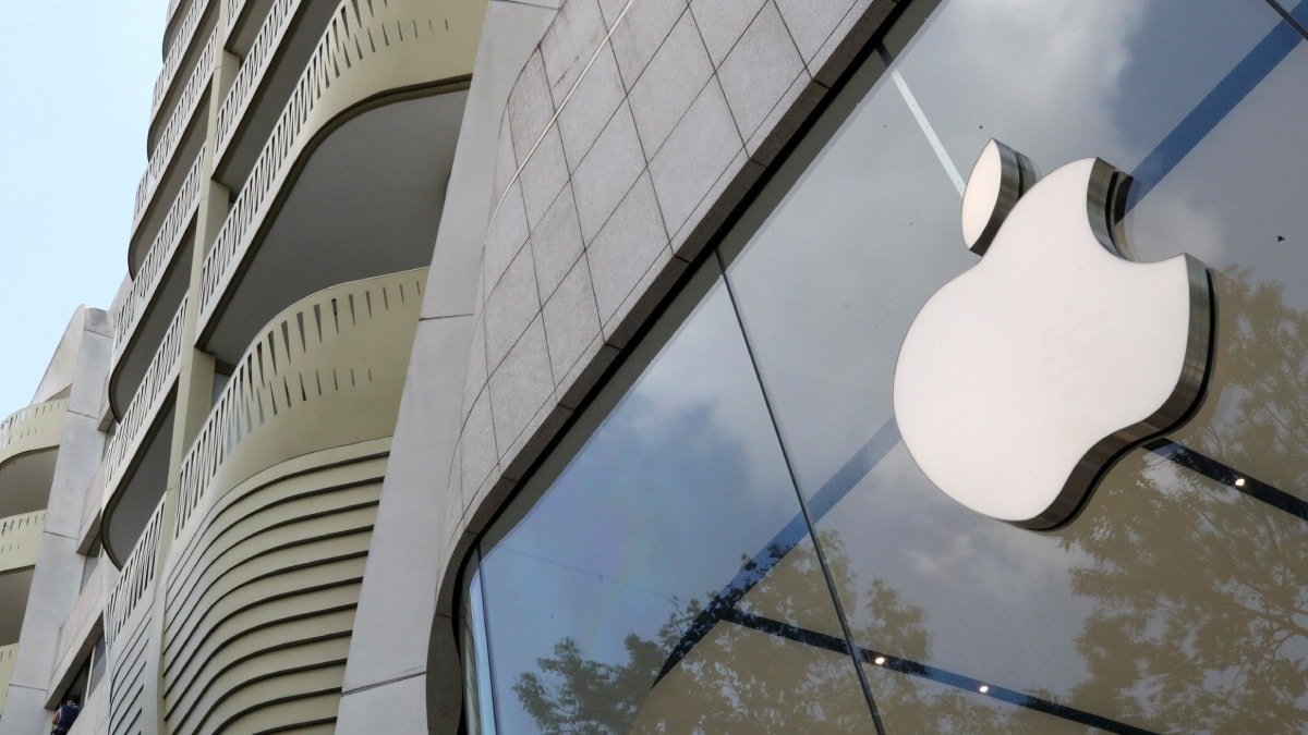 Apple Plans $500 Billion in US Investment, 20,000 Research Jobs in Next Four Years