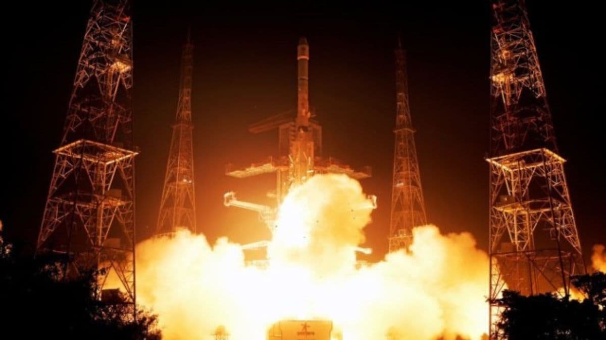 ISRO’s NVS-02 Satellite Stalls in Orbit Due to Technical Malfunction